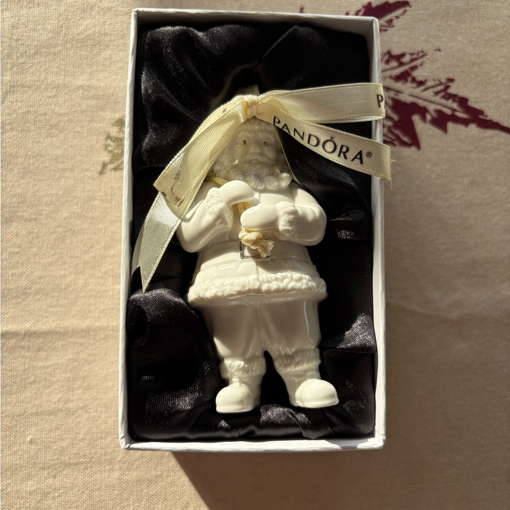 Pandora Santa Ornament 2013